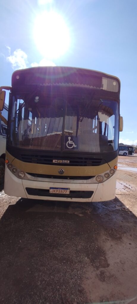 ONIBUS MAN 17-230 CAIO VIP 2013