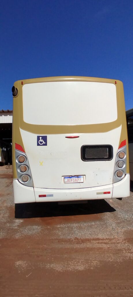 ONIBUS MAN 17-230 CAIO VIP 2013