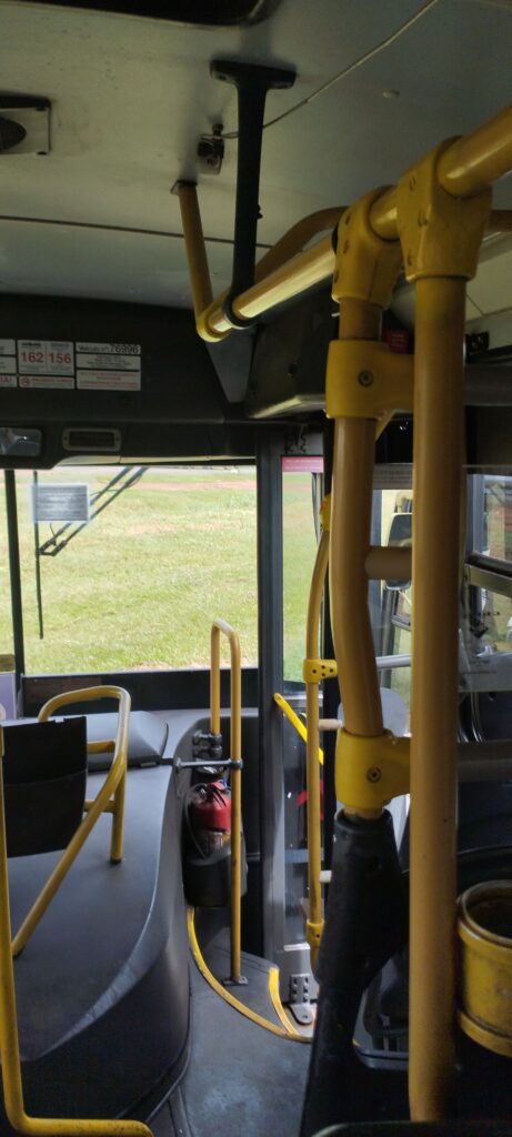 ONIBUS MAN 17-230 CAIO VIP 2013