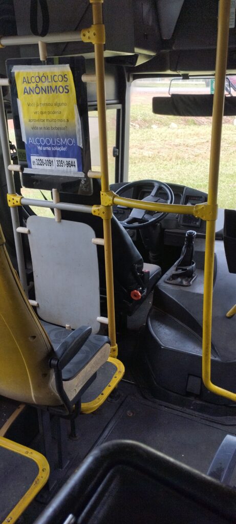 ONIBUS MAN 17-230 CAIO VIP 2013